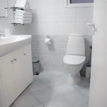 Apartment Promo Amathus Holiday *